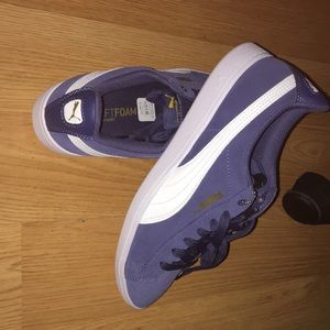 Suede Low cut Pumas !